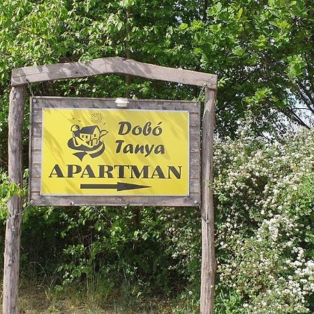 Dobo Tanya Villa Roszke Eksteriør billede